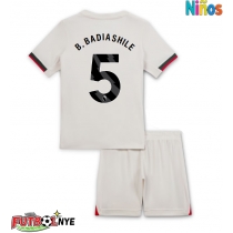 Camiseta Chelsea Benoit Badiashile #5 Visitante Equipación para niños 2025-26 manga corta (+ pantalones cortos)